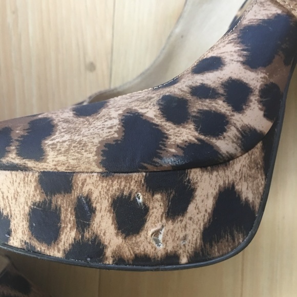 Leopard Print Platform Heels - Picture 5 of 5